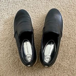 ⛔️SOLD⛔️Michael Kors Leather Slip-On Sneakers Sz 7